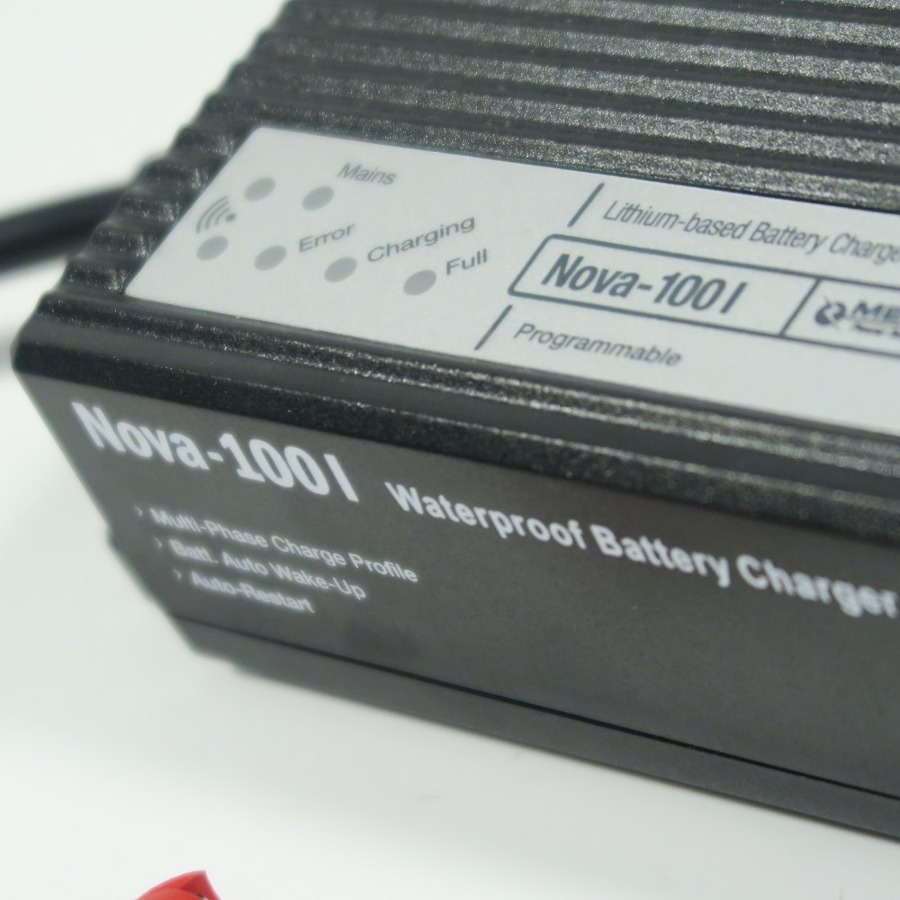 LITE↯BLOX LB0100 charger – LiFePO4 LFP lithium – maintenance