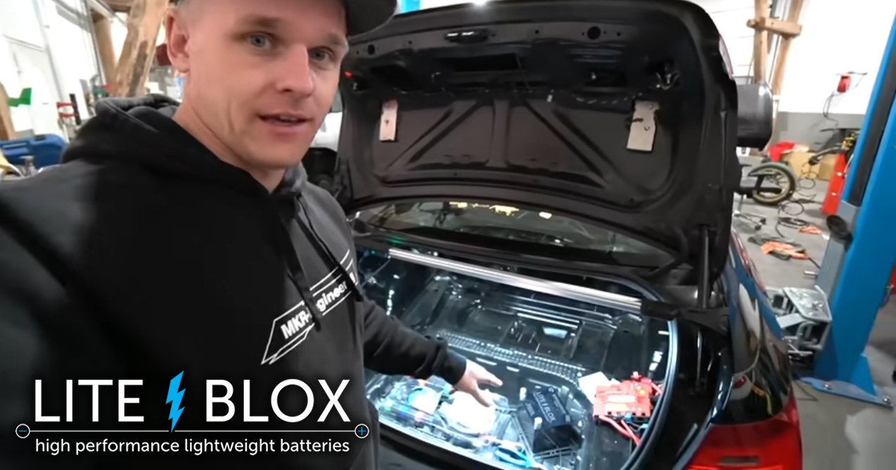 Anti-Theft over your car battery in the BMW M3